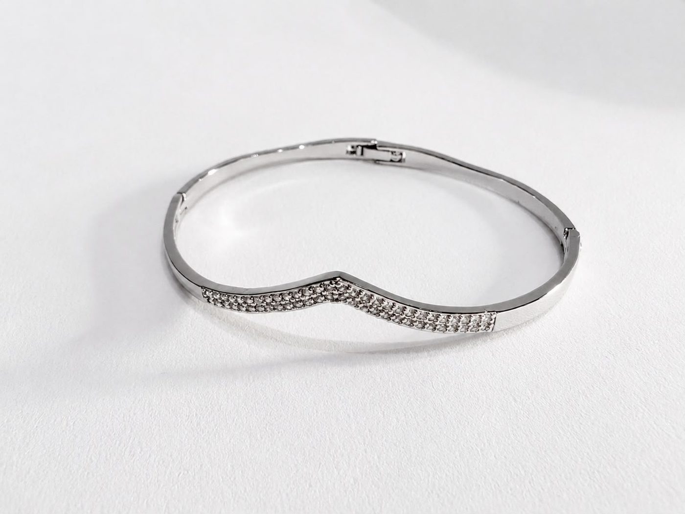 Bracelete Onda Cravejado
